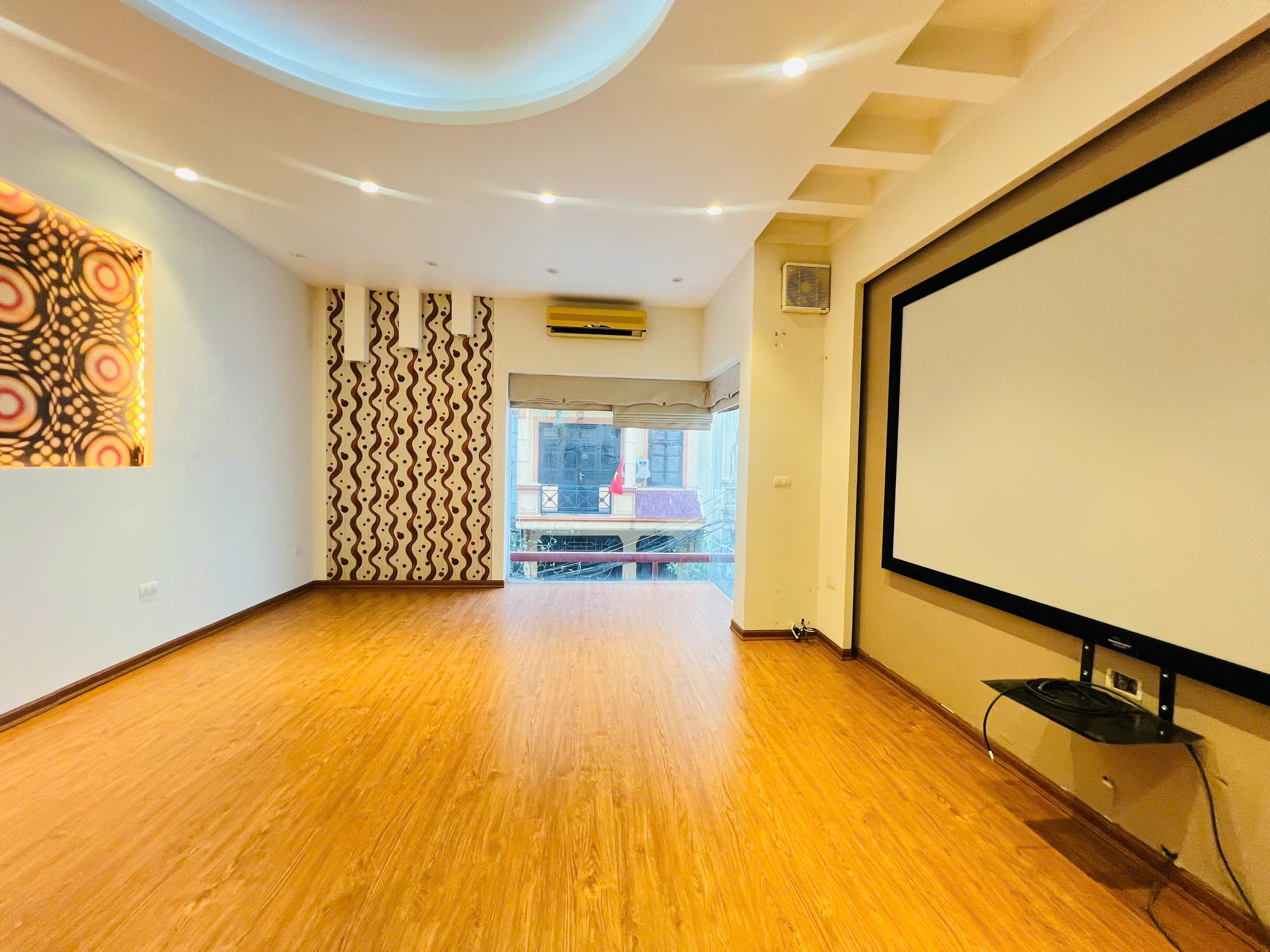 Bán nhà Nguyễn Trãi quận Thanh Xuân ô tô vào nhà diện tích 78m 5 tầng mặt tiền 4m giá 11,5 tỷ - Ảnh chính